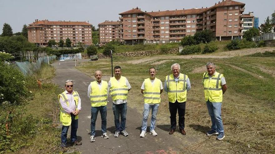 Las obras del nuevo parque de la Pola arrancan por el parking subterráneo e incluyen la construcción de una zona de juegos "singular"