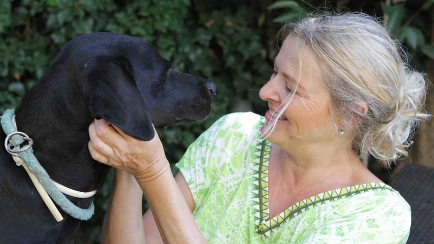 Hat ein Herz für Tiere und für Menschen: Petra Manuela Steiner