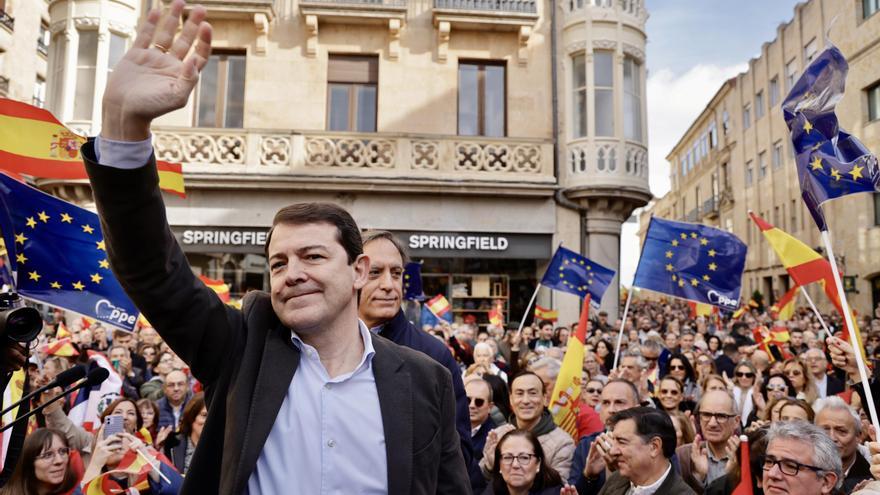 Mañueco interviene en la manifestación de Salamanca contra la ley de la amnistía de Pedro Sánchez