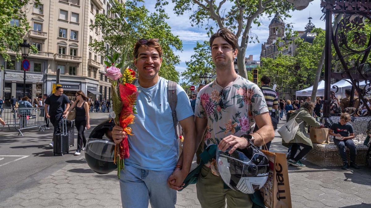 Un Sant Jordi de récord, en imágenes
