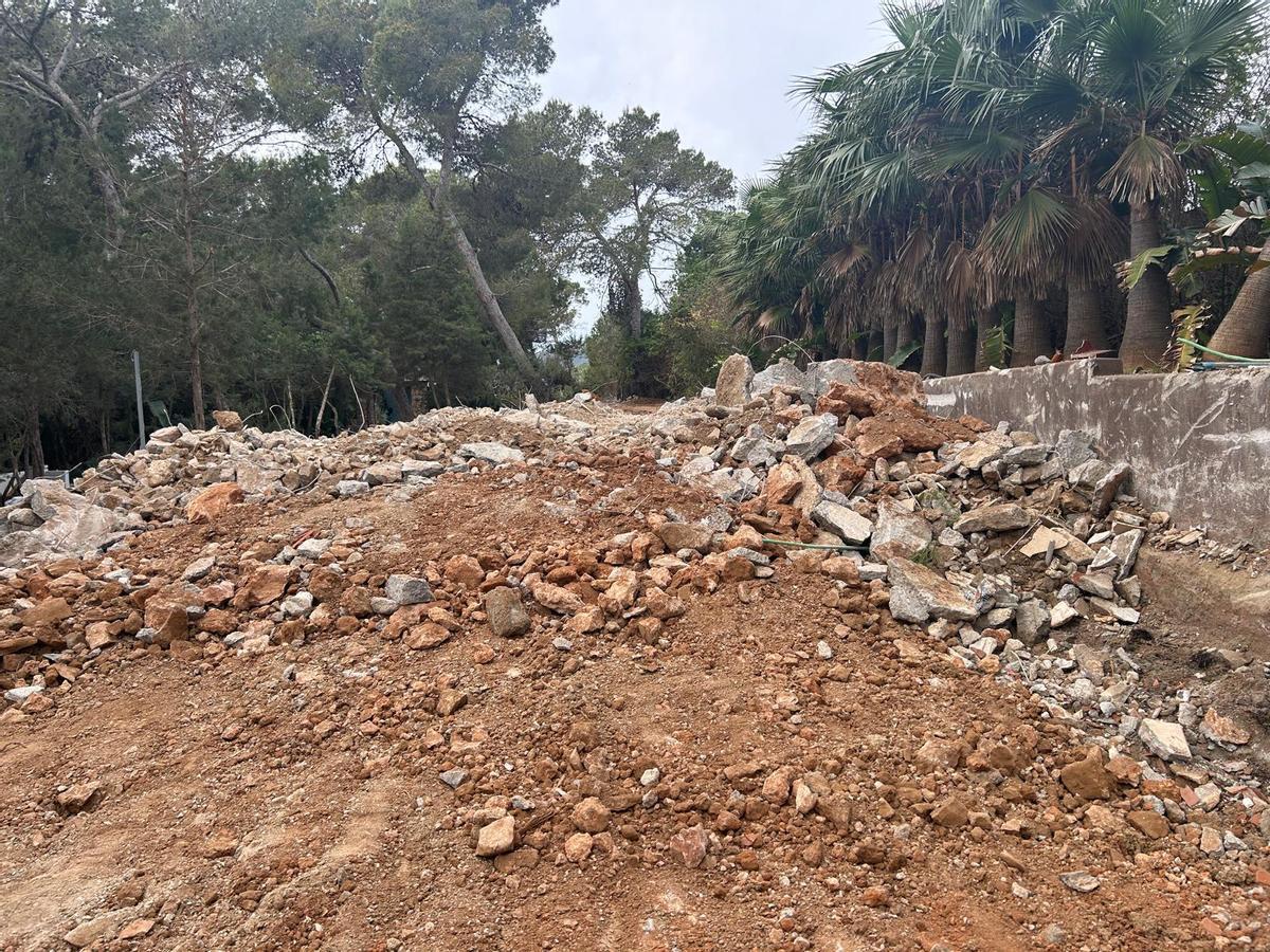 Obras de derribo en Casa Paola.