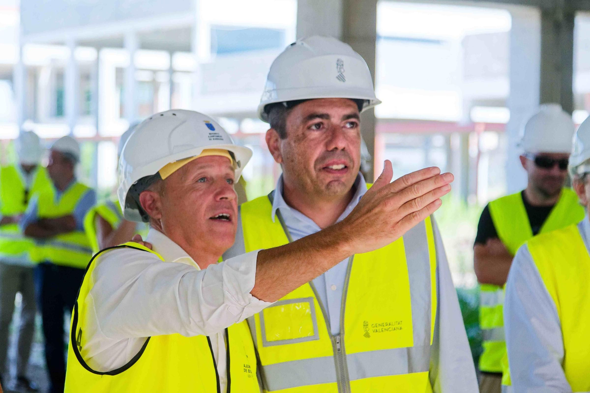 Visita de Mazón al futuro IES Jaume I de Burriana