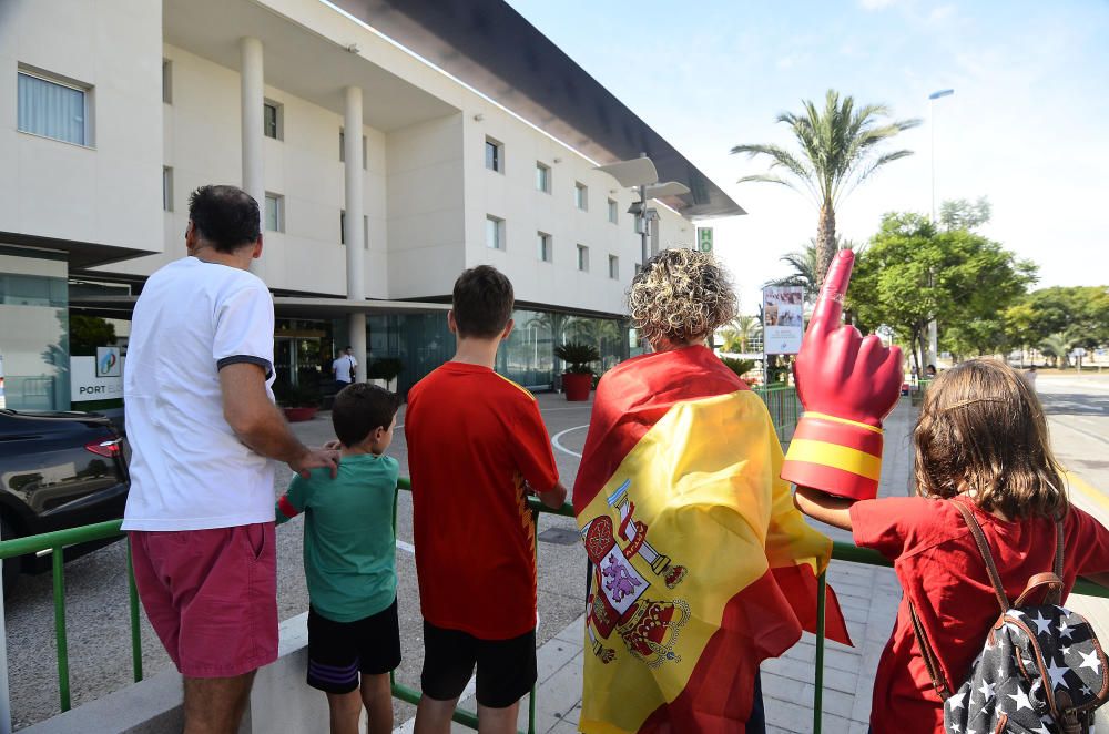 La Roja ya está en Elche y entrena hoy a puerta cerrada en el Rico Pérez