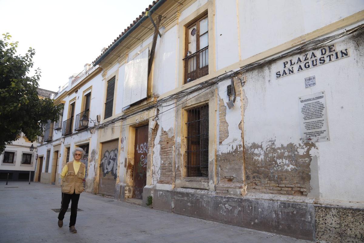 Casas abandonadas en la plaza de San Agustín.