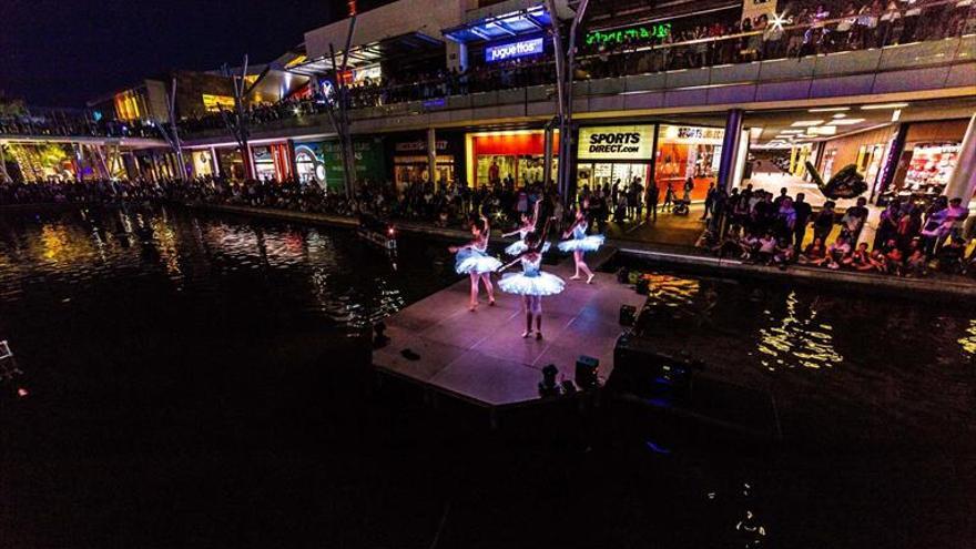 Magia y danza para abrir el verano en Puerto Venecia