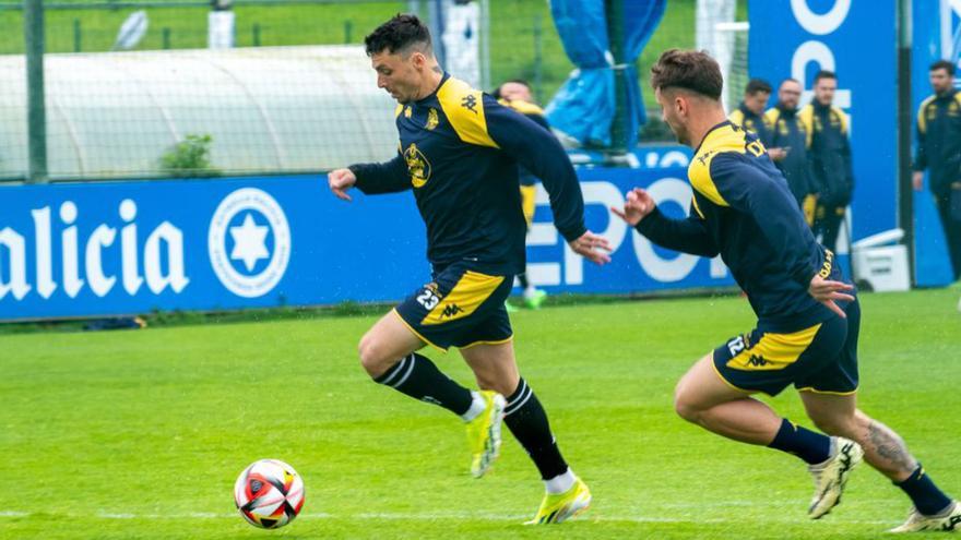 Ximo Navarro y Raúl Alcaina durante un entrenamiento. |  // IAGO LÓPEZ