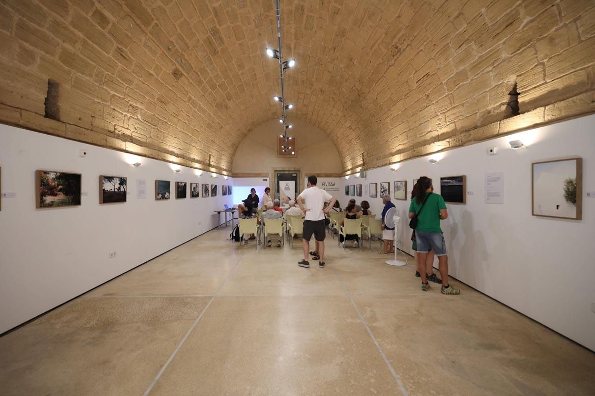 Todas las imágenes de la charla de la fotógrafa Cecilia Orueta en Ibiza