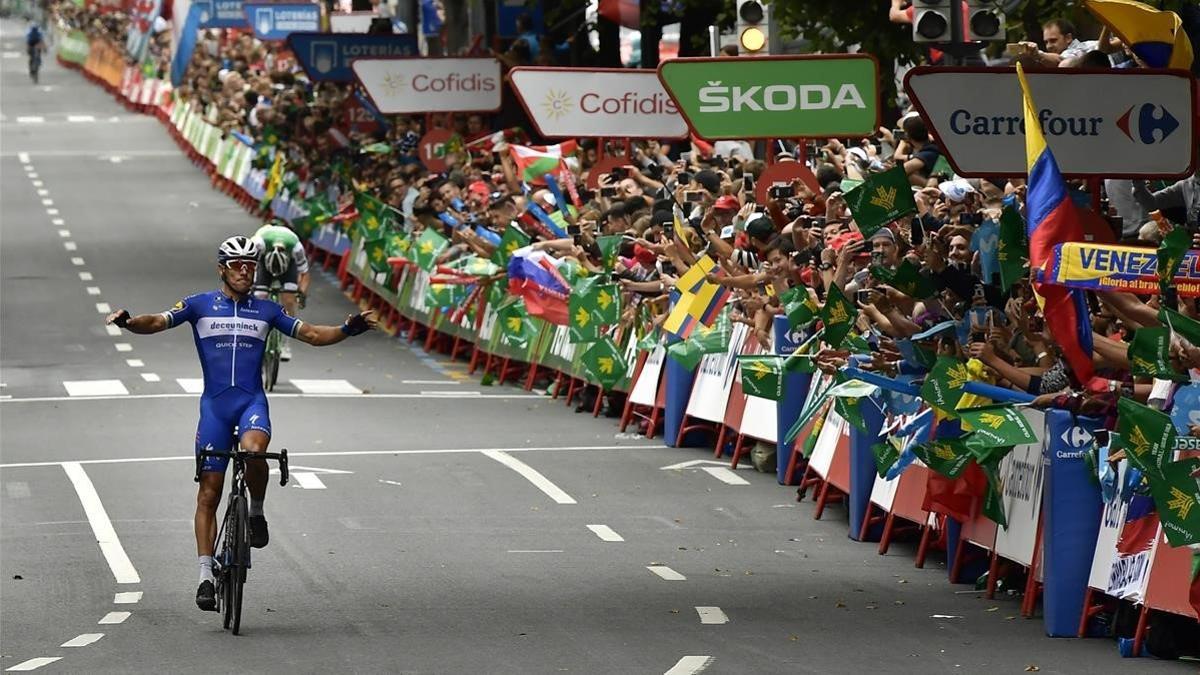 segea49717731 deceunink  quick s team philippe gilbert of belgium celebrat190905181034