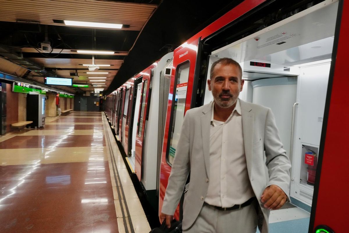 El metro de Barcelona completa la sustitución de los convoyes con amianto de la L3