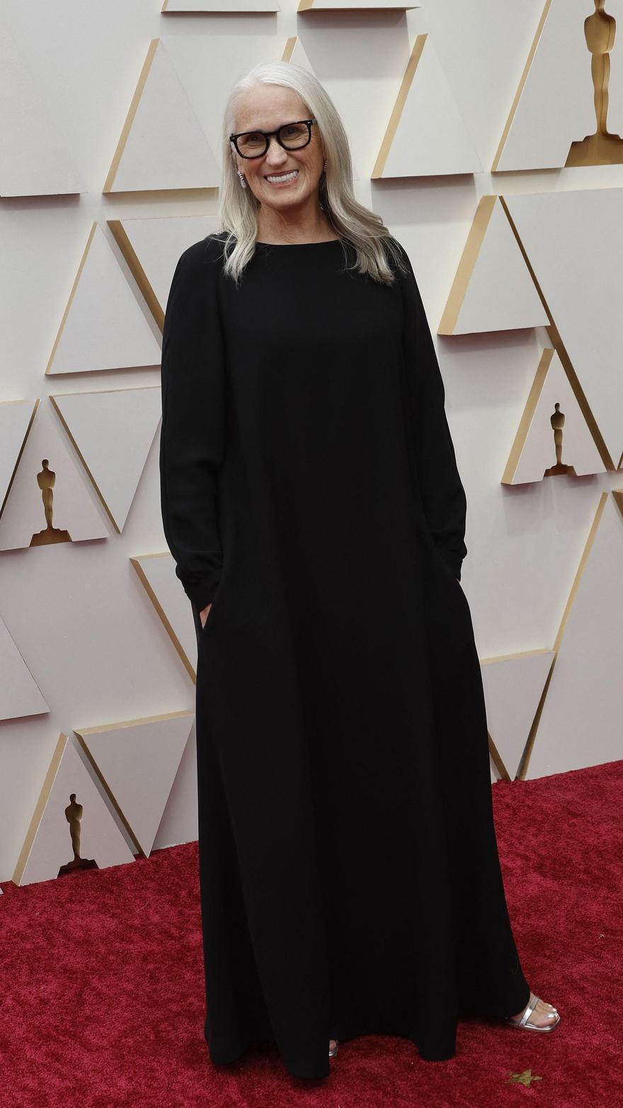 Jane Campion, en la alfombra roja de los Oscars 2022.