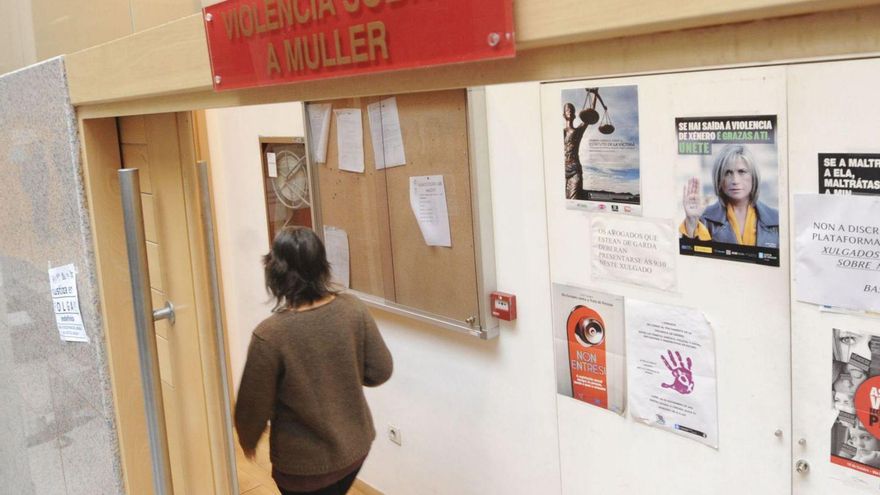 Los forenses de A Coruña emiten más de un informe al día sobre violencia de género