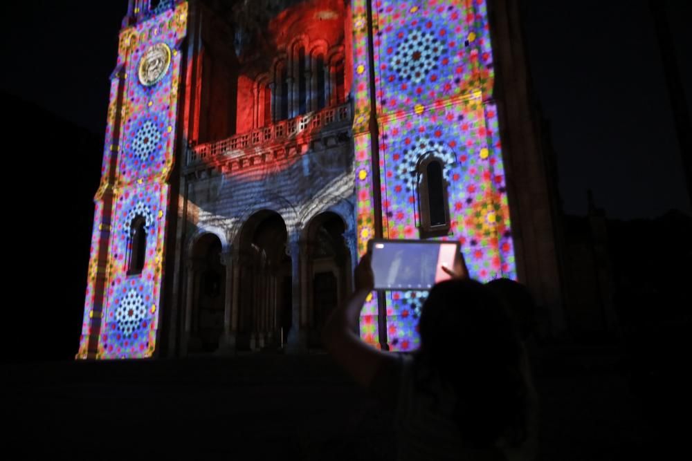 Proyección de "videomapping" en Covadonga.