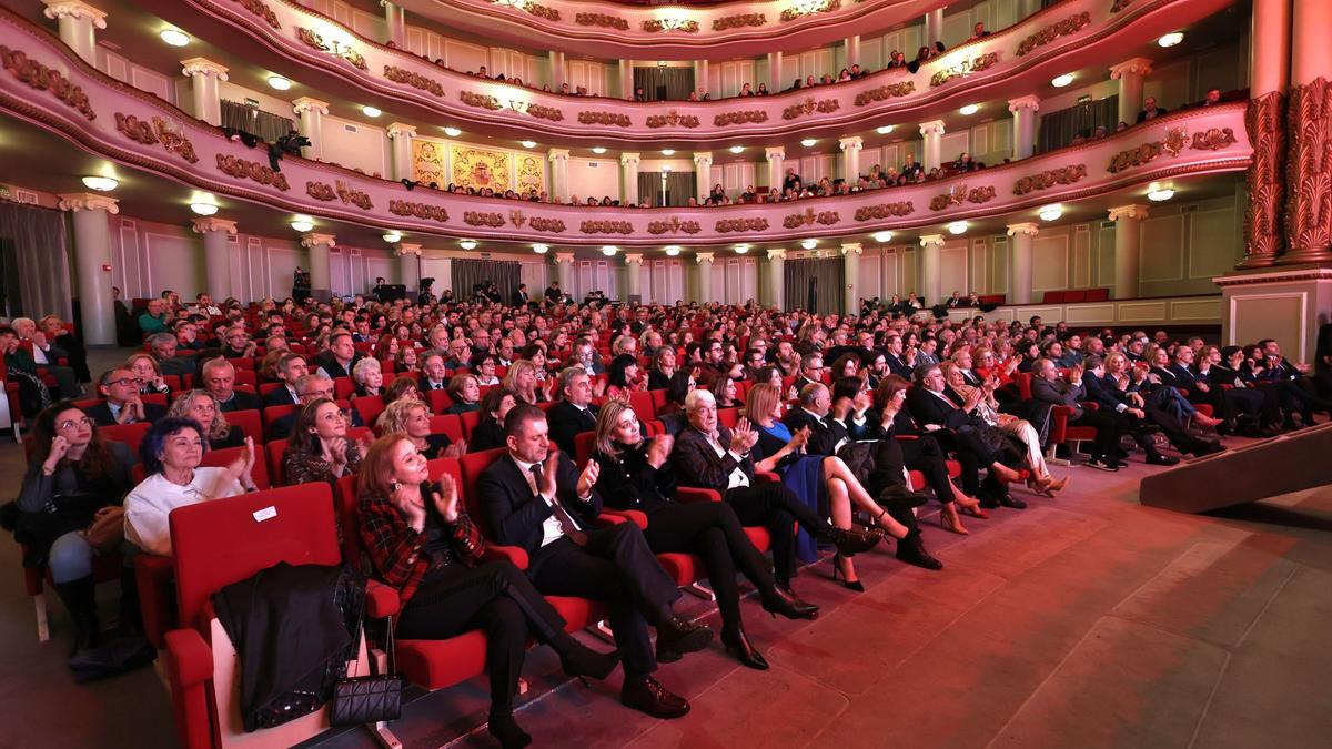 La gala de Vigueses Distinguidos y Medallas de Oro de la Cidade de Vigo, en imágenes.