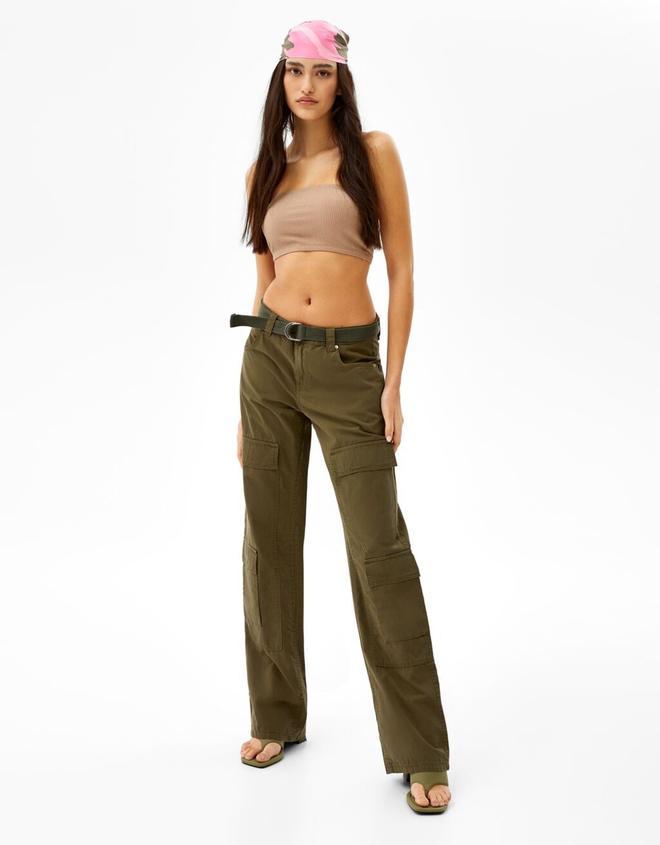 Pantalón cargo de Bershka