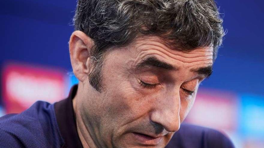 Ernesto Valverde, durante la rueda de prensa que ofreció ayer. // Alejandro García