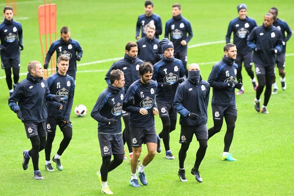 Entrenamiento en Riazor antes de Mendizorroza