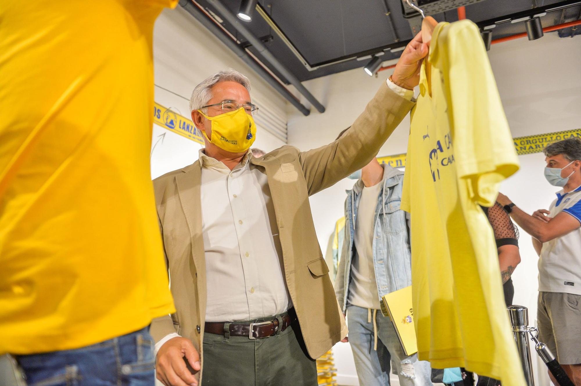 Exposición 'Amarillo. Un recorrido por la equipación de la UD Las Palmas'