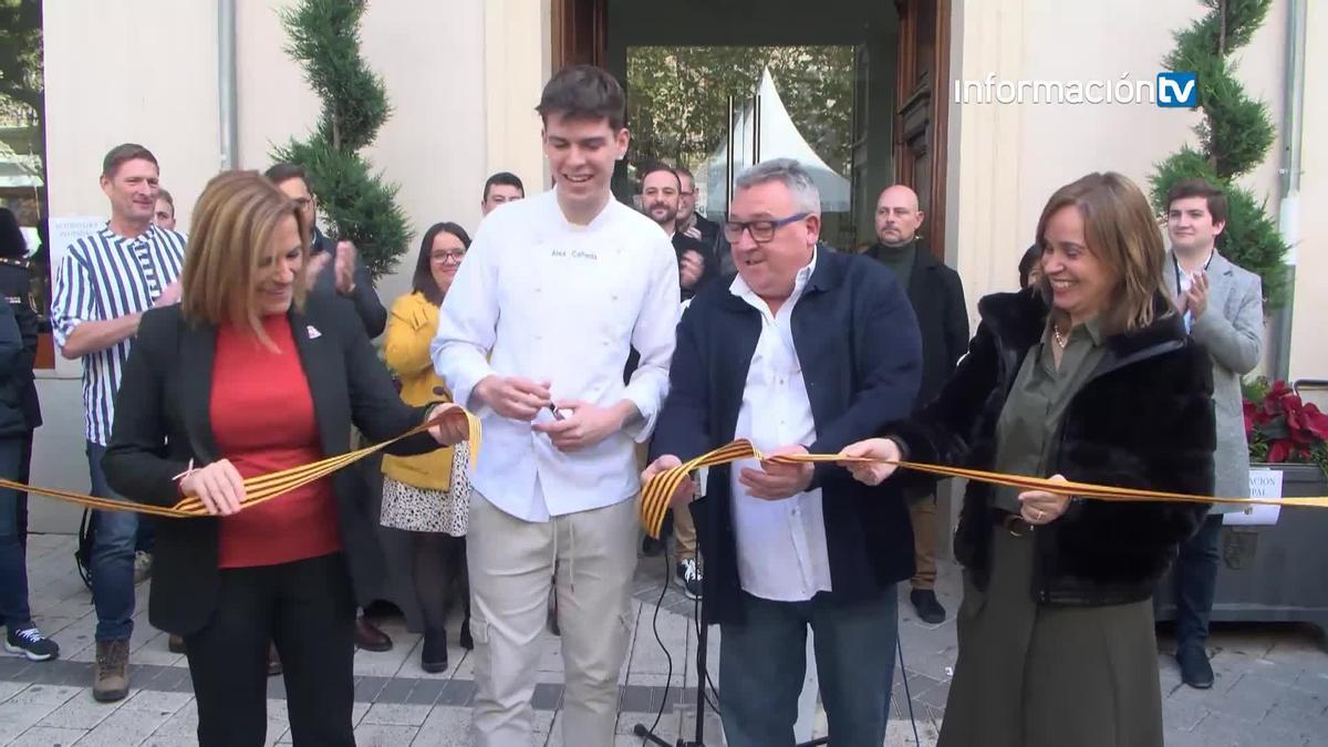 Imágenes del acto de inauguración de la feria en Xixona.