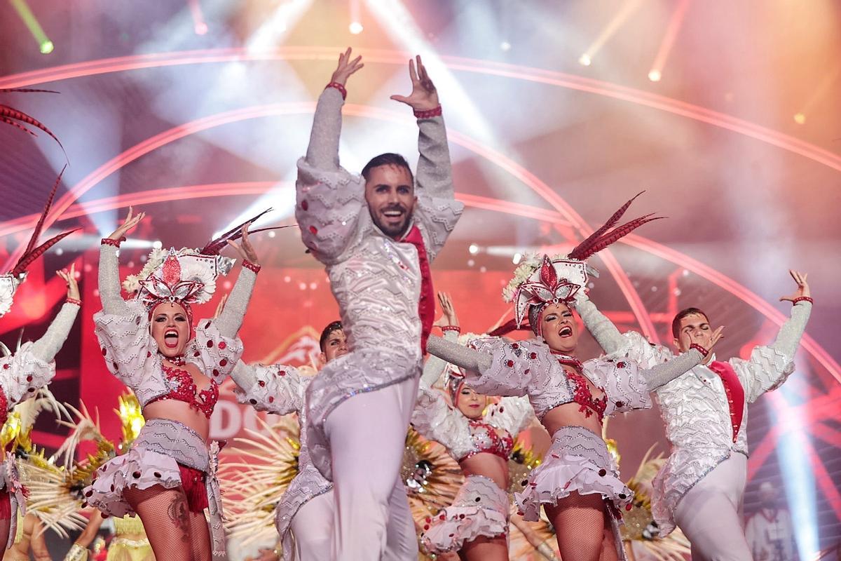 La comparsa Los Cariocas, ganadora de Interpretación en el concurso del Carnaval de junio 2022.
