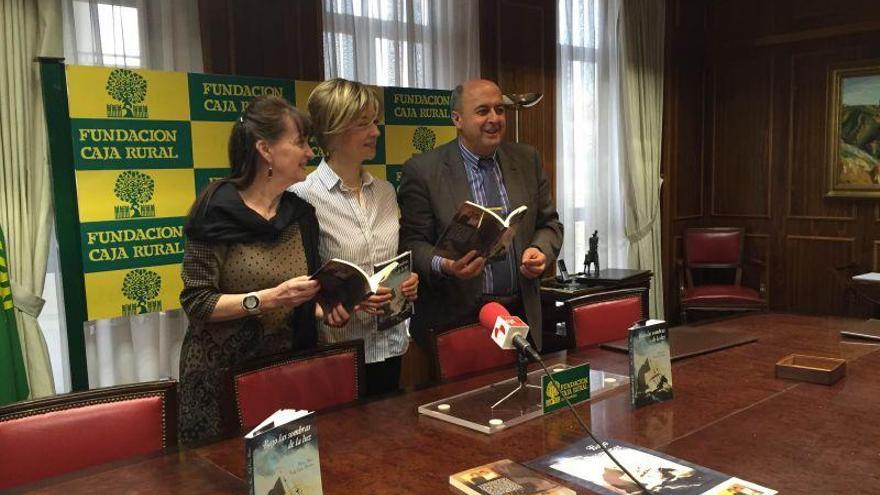 Fredy Vacas y María Heras, junto a Feliciano Ferrero en la presentación.