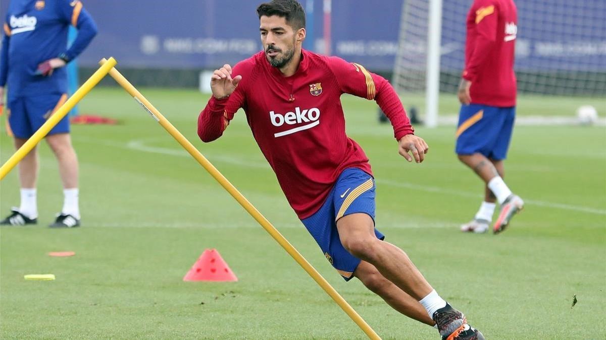 Luis Suárez, en el penúltimo entrenamiento del Barça en la ciudad deportiva.