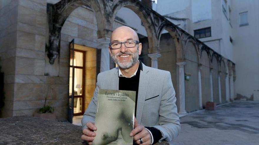 Fernando Molero: &quot;Es inevitable que el cine esté presente en mi literatura&quot;