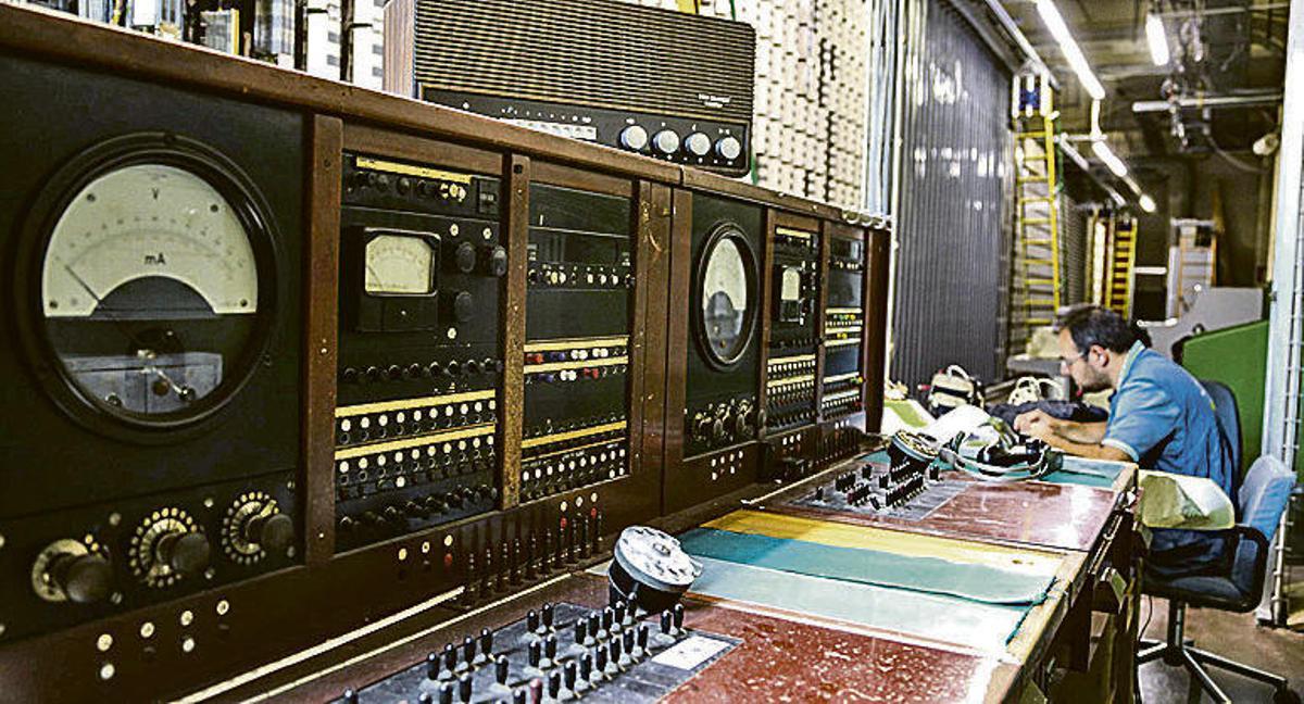 Lo que se esconde bajo el "pirulí"