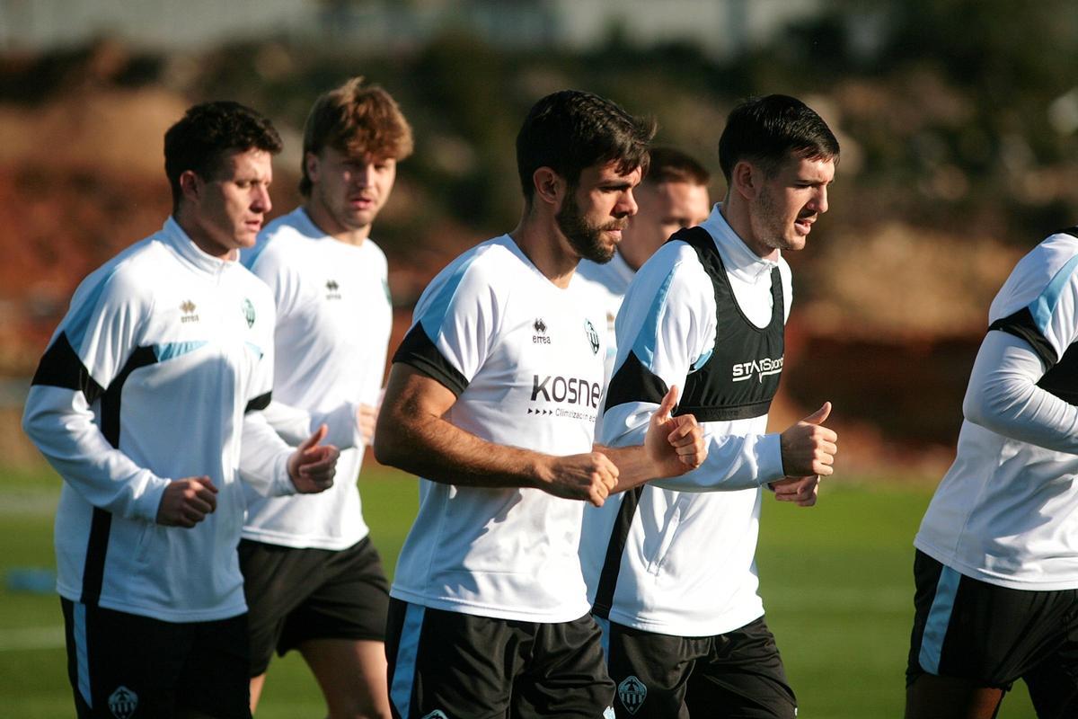 Los preparativos del Granada-Castellón, el cierre de la primera vuelta
