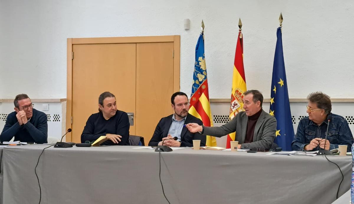 Los integrantes han tratado la aprobación de los nuevos estatutos que regirán el funcionamiento de la asociación durante los próximos años.