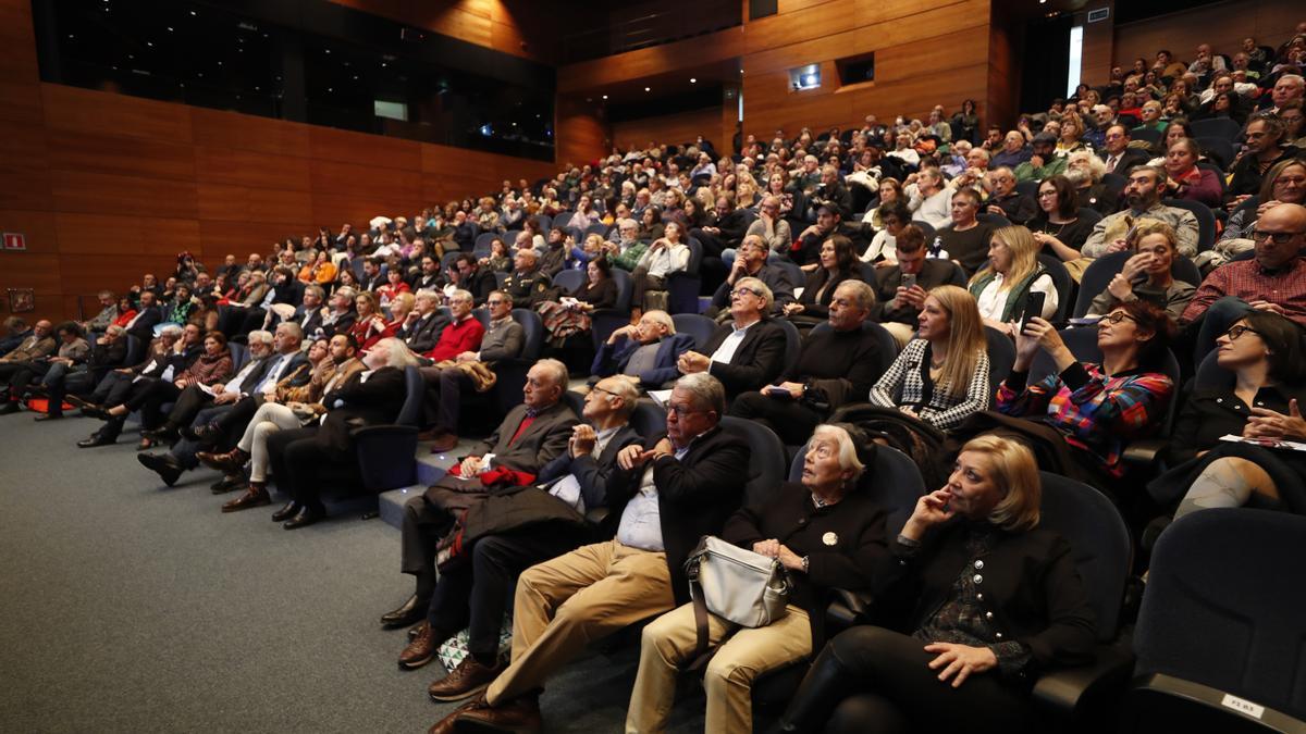 Aspecto do público asistente á entrega dos premios.