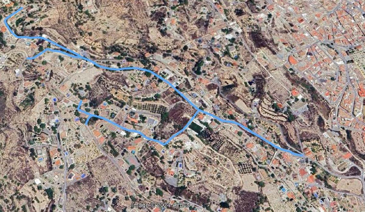 Mapa aéreo de las conducciones de agua en el extrarradio de Crevillent