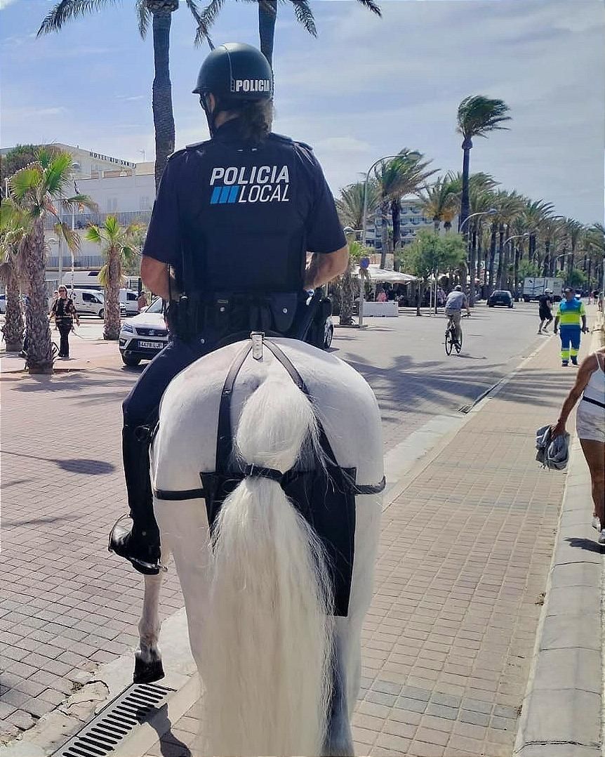 Policía montada de la Playa de Palma
