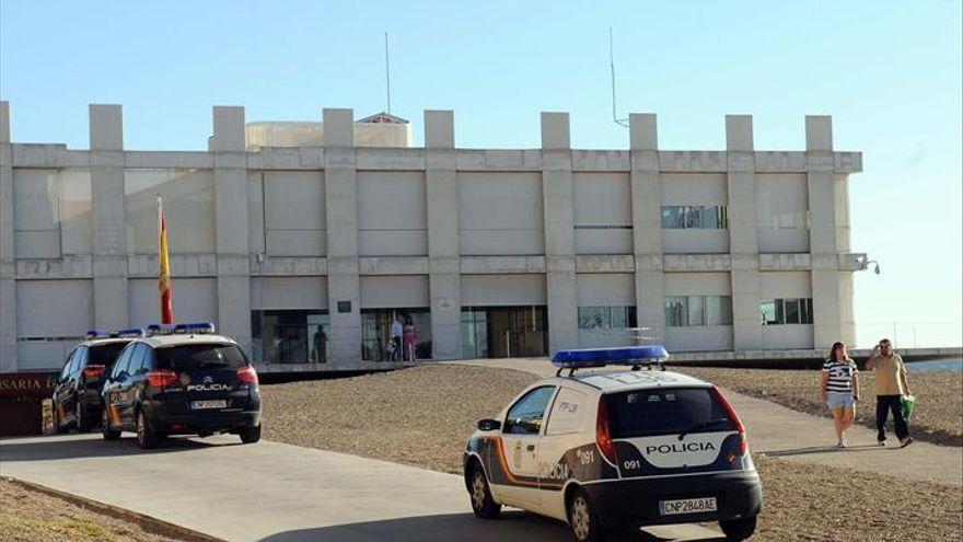 Detenidos tras huir de la policía en Plasencia a gran velocidad con droga y su hija menor en el coche