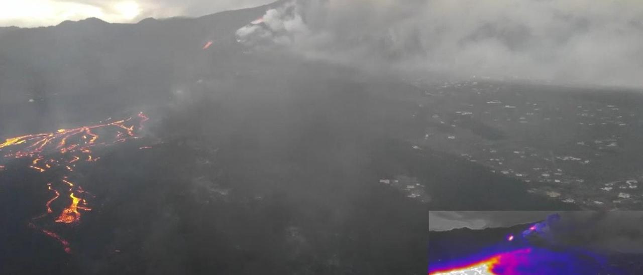 Vista aérea de las nuevas coladas del volcán de La Palma