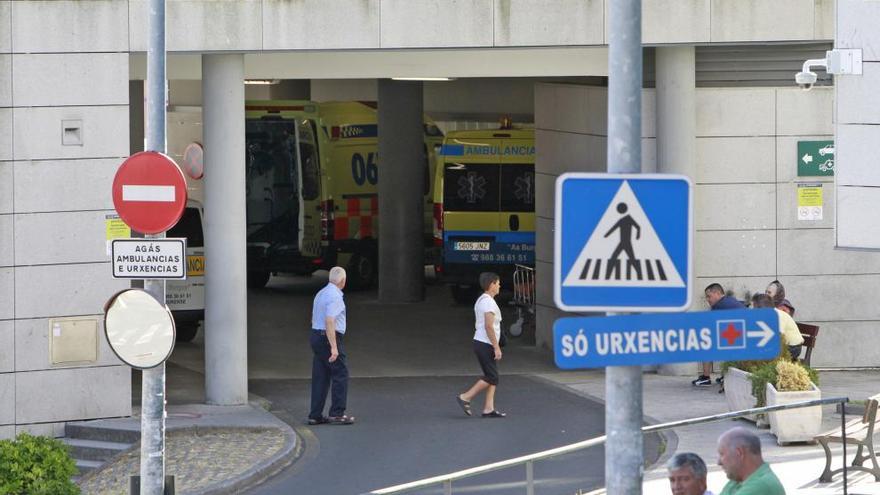 Acceso al servicio de Urgencias del CHUO