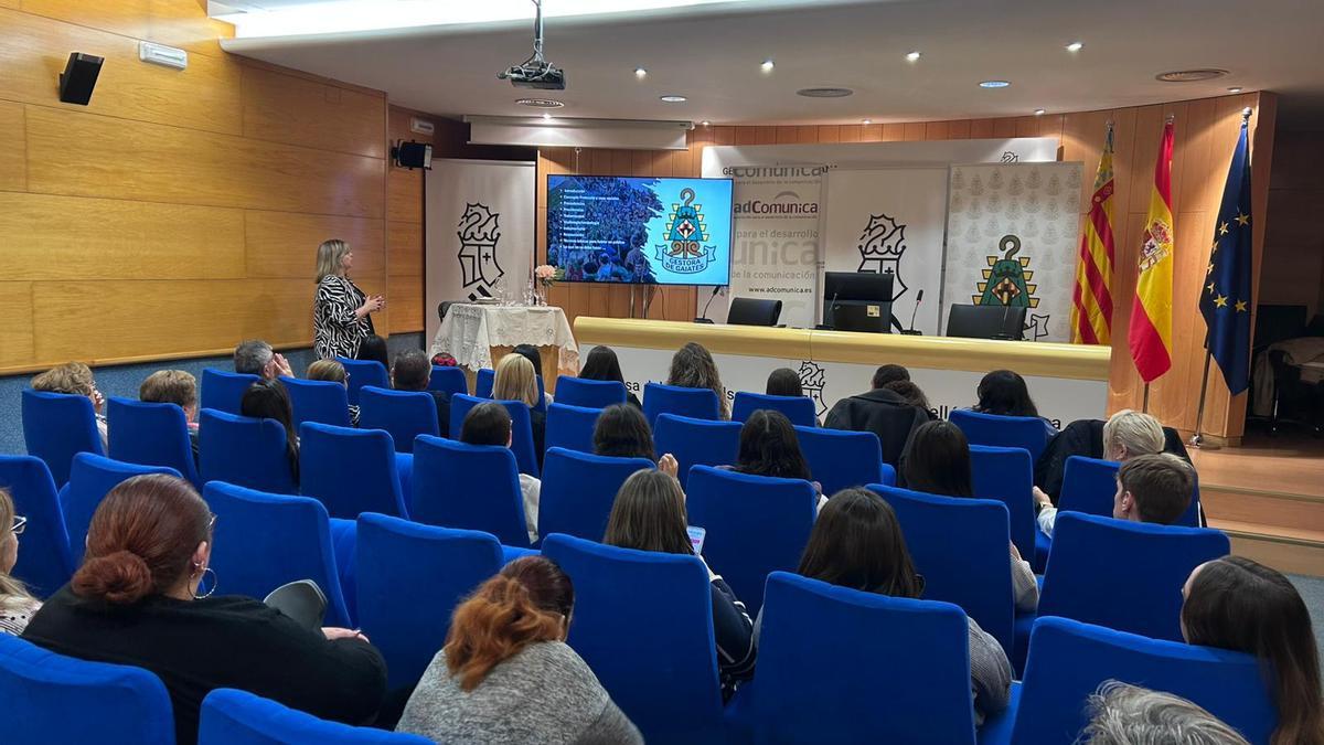 La formación se ha desarrollado en la Casa dels Caragols de Castelló.