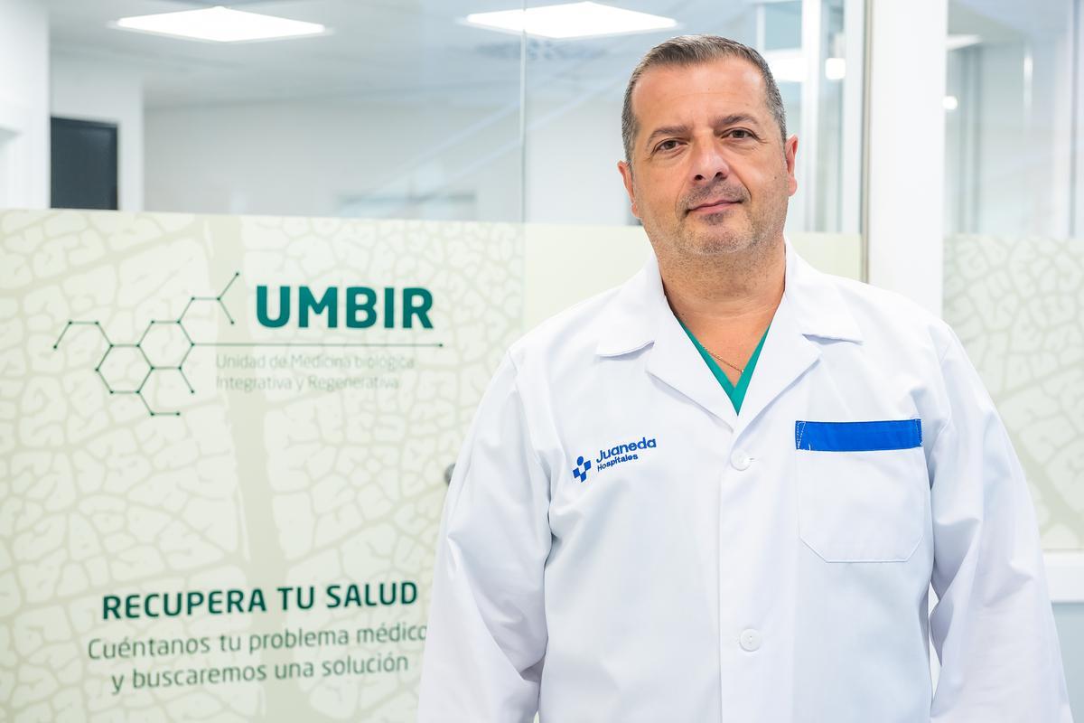 Dr. Alberto Hernández, director de la Unidad de Medicina Integrativa y Regenerativa (UMBIR) de Juaneda Hospitales.