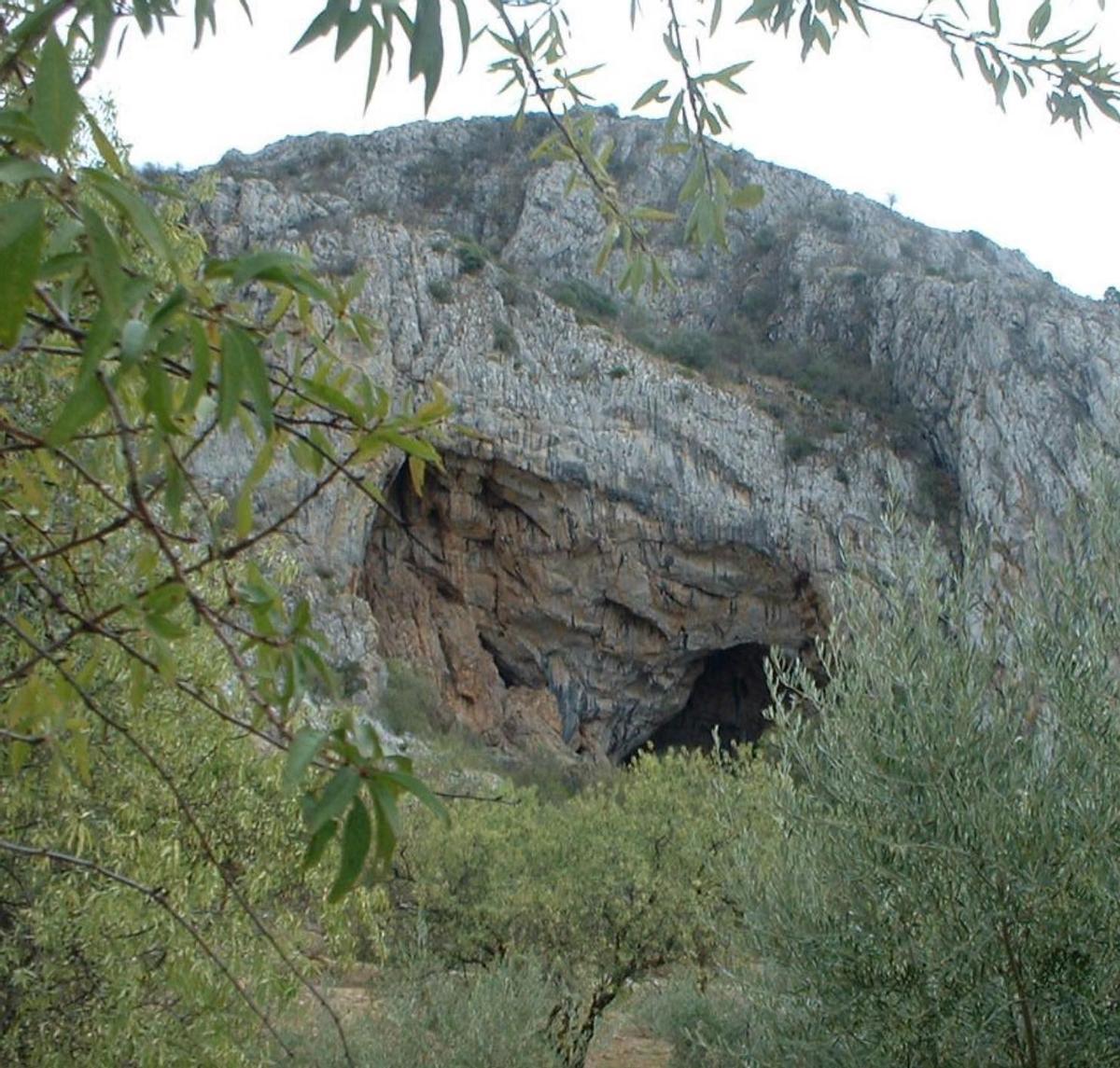 Sendero de la Cueva de las Grajas, en Archidona