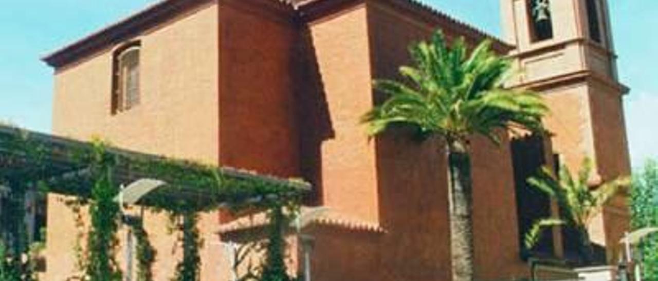 interés cultural. Dos torres vigías forman parte del catálogo de Bienes de Interés Cultural localizados en Benicàssim. Además, la iglesia de Santo Tomás de Villanueva o el castillo de Montornés son otros de los monumentos que ostentan esta distinción.