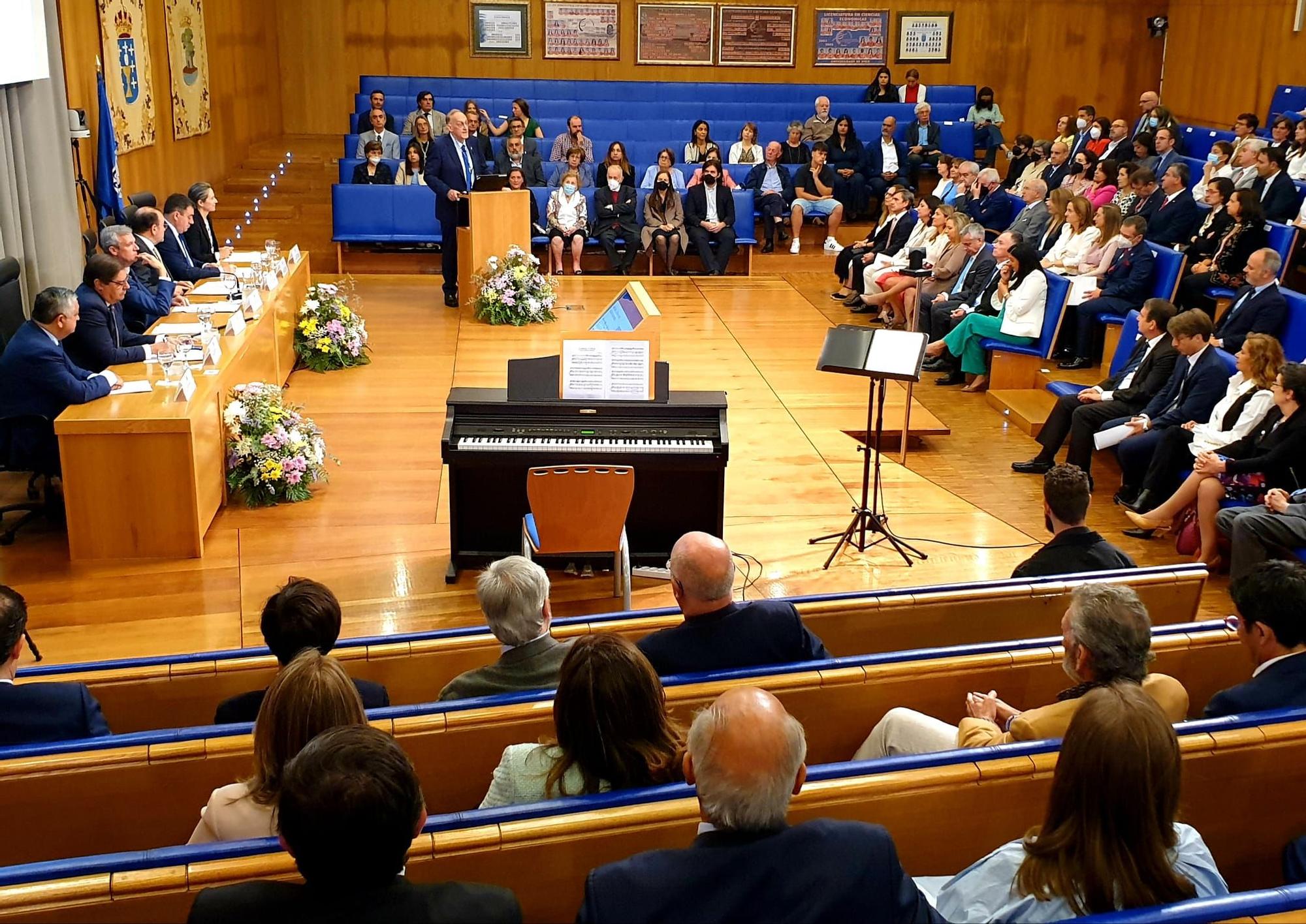 Un momento del acto de toma de posesión.