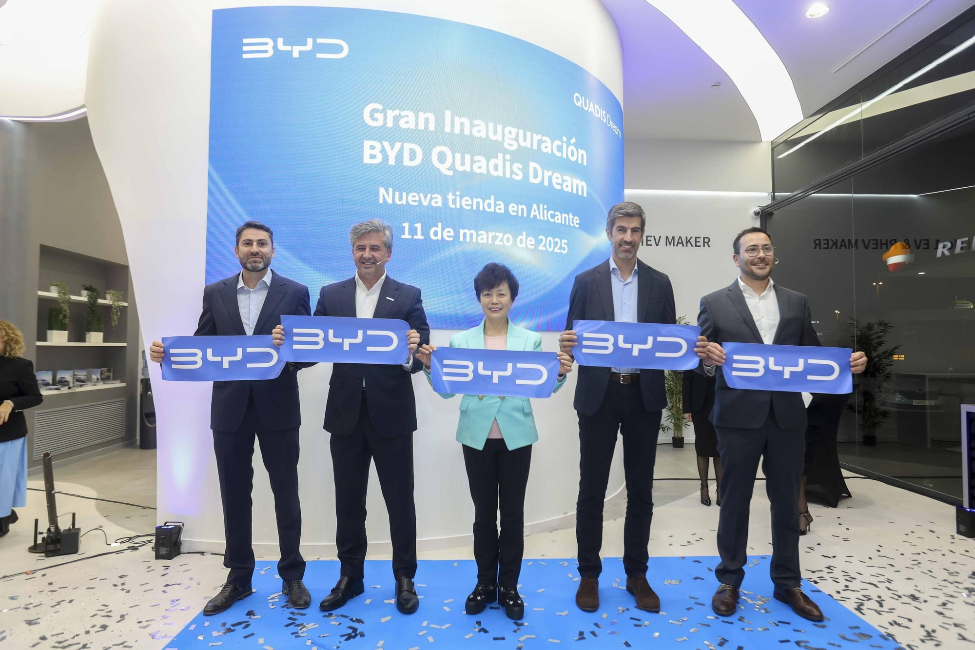 QUADIS Dream inaugura el primer centro BYD en Alicante.