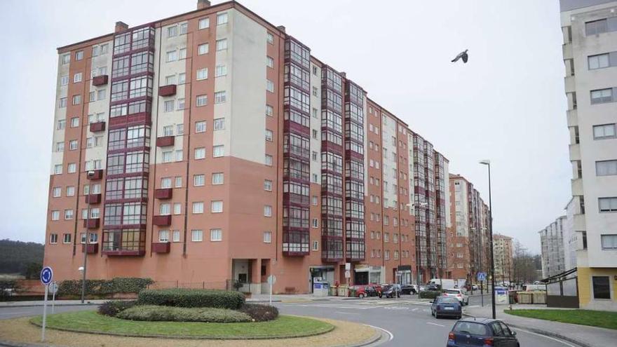 Edificio de viviendas en Novo Mesoiro.