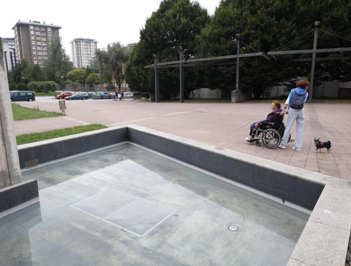 La reforma de la plaza Clara Ferrer incluye restaurar la pérgola e instalar tecnosuelos