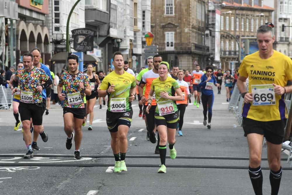 Búscate en la carrera de la Coruña21