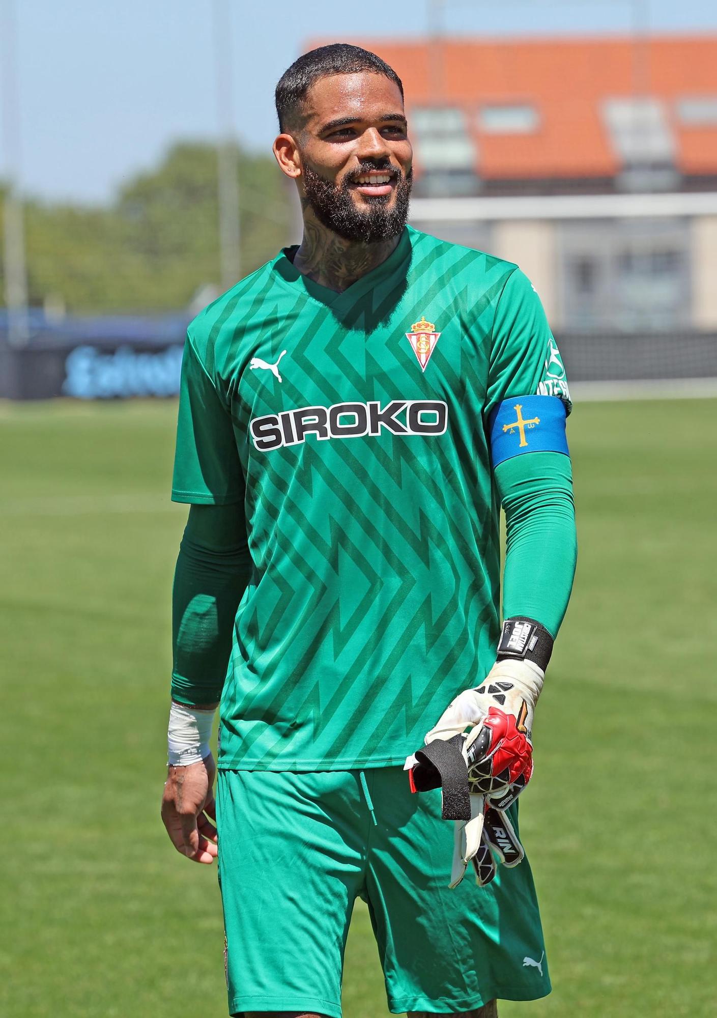 Las imágenes del amistoso Celta 2 - 1 Sporting de Gijón, en Afouteza