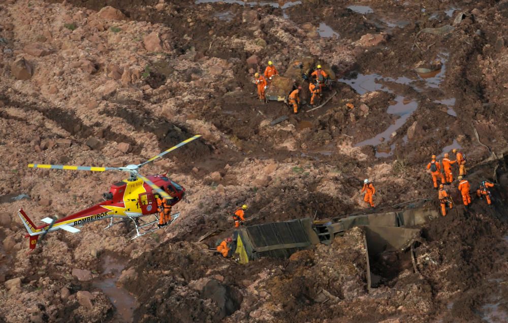Más de 150 desaparecidos en Brasil por la rotura de una presa de residuos minerales