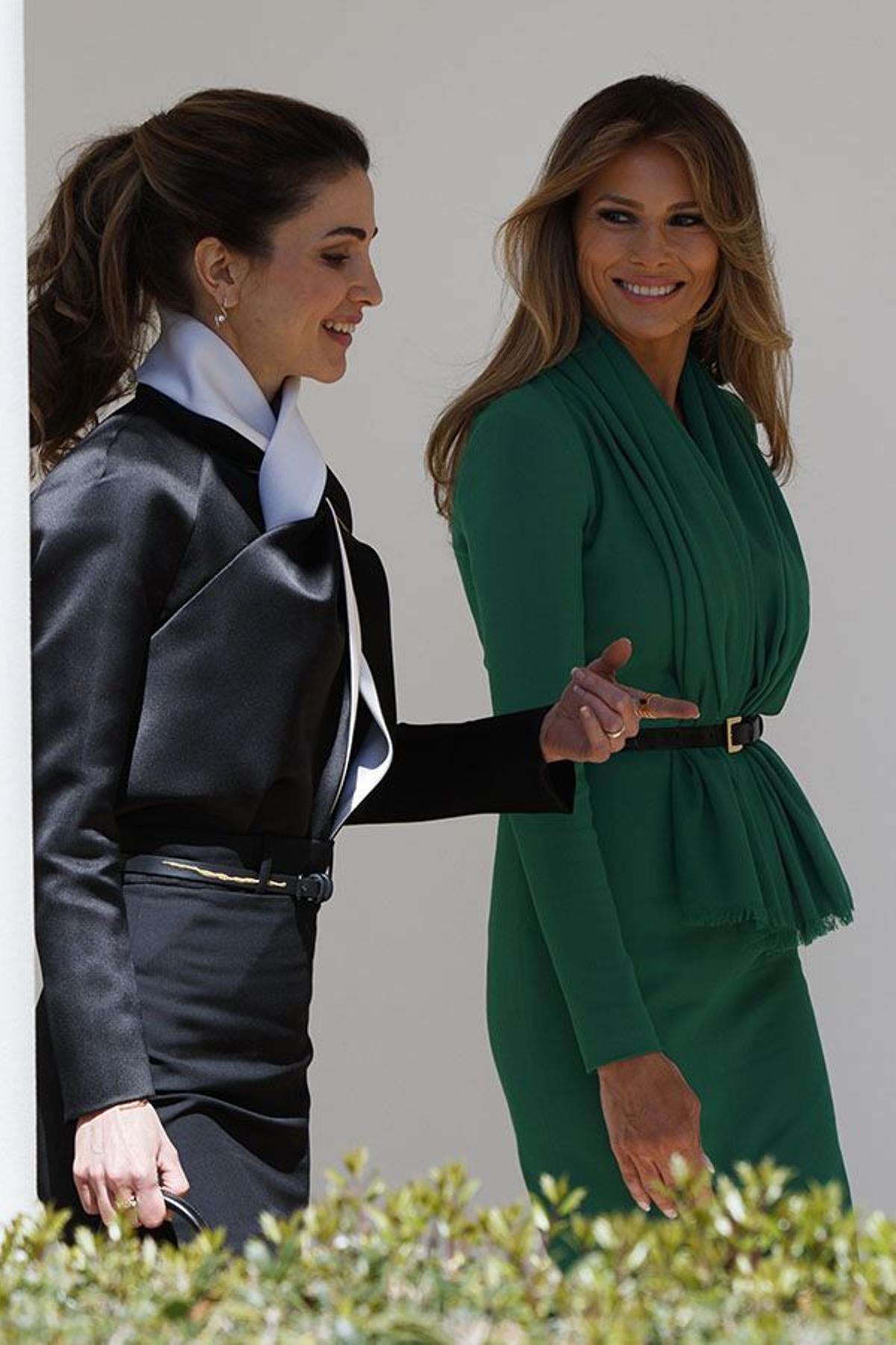 Melania Trump y Rania de Jordania durante su encuentro en la Casa Blanca