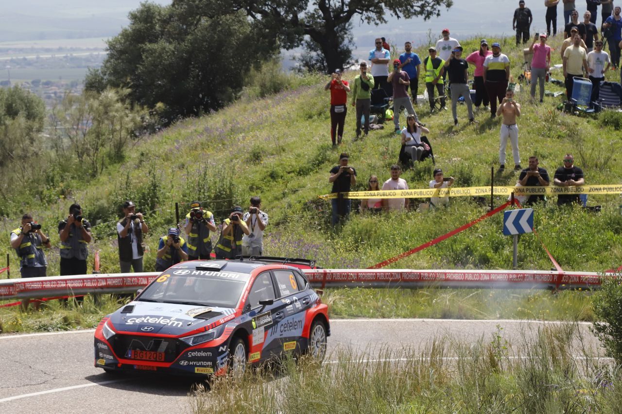 Las imágenes del arranque del Rallye Sierra Morena 2024
