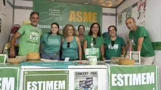 Los profesores llevan sus reivindicaciones a la Fira de Xàtiva