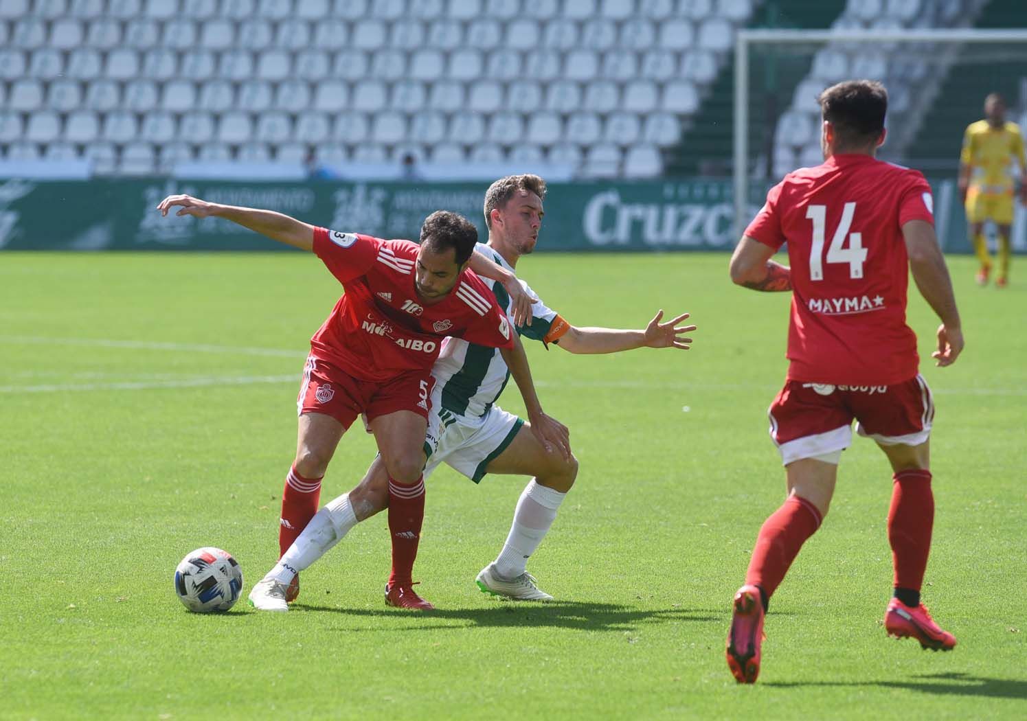 El Córdoba CF B golea al Utrera en El Arcángel